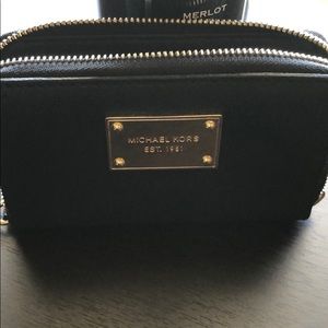 Small Michael Kors Wallet